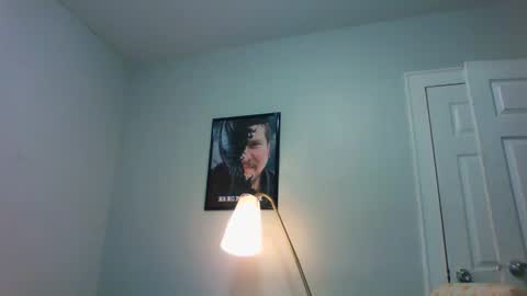 Snapshot of zaddyslilslutbucket chatting on 11.16.25 zaddyslilslutbucket online show from 11.16.25