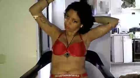 Snapshot of zafiro_rubi chatting on 06.01.26 Zafiro online show from 06.01.26