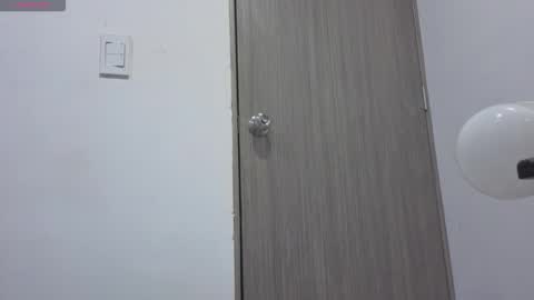 Snapshot of zafiro_scott chatting on 11.13.25 zafiro_scott online show from 11.13.25