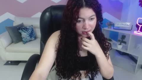 Zahira  online show from 11.17.25