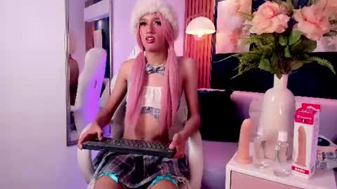 Zaira  online show from 06.14.26