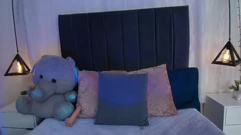 Snapshot of zairaaa_ chatting on 12.14.25 zairaaa_ online show from 12.14.25