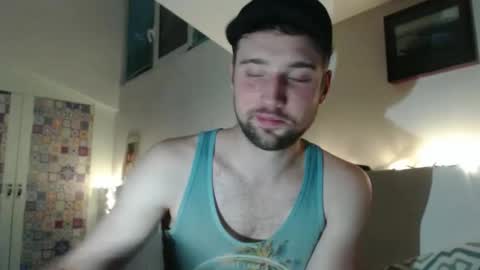 Snapshot of zakonezach chatting on 05.17.26 zakonezach online show from 05.17.26