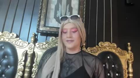 Megan online show from 04.15.26