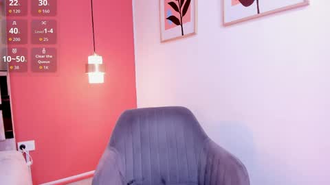 Snapshot of zamira_taylor chatting on 05.15.26 zamira_taylor online show from 05.15.26