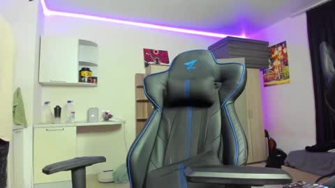 zander003 online show from 11.20.25