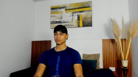Snapshot of zander_2120 chatting on 09.11.25 Zander online show from 09.11.25