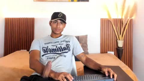 Zander online show from 03.26.26