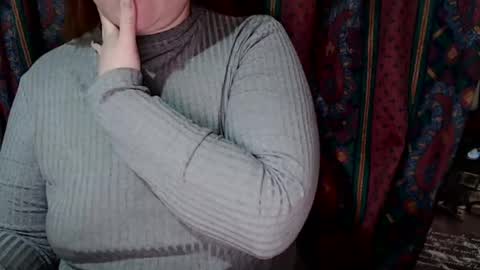 Kate. if im not here im here foxy red333 online show from 12.31.24