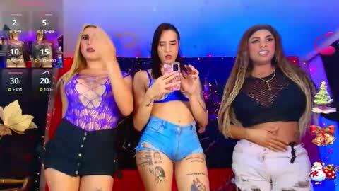 Snapshot of zarabia_s7s chatting on 12.17.25 ZARABIA online show from 12.17.25