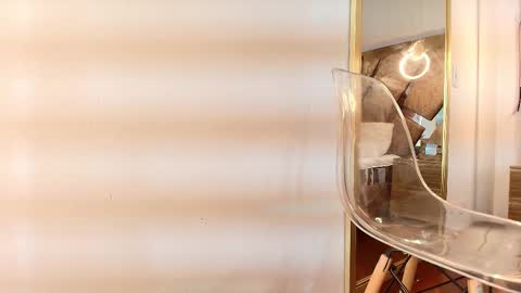 Zarah Andrews online show from 09.12.25