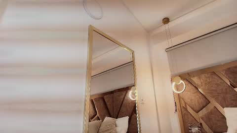 Zarah Andrews online show from 09.15.25