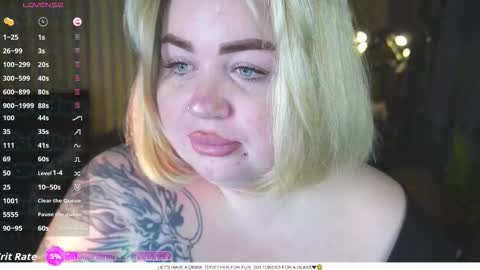 Snapshot of zarareign_ chatting on 01.13.26 Lola online show from 01.13.26