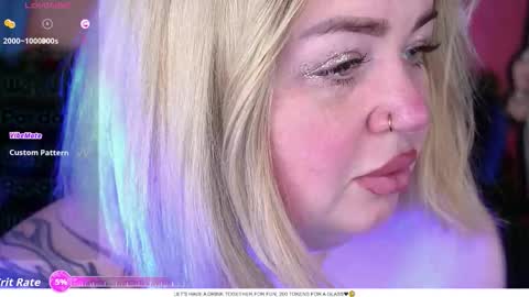 Snapshot of zarareign_ chatting on 01.18.26 Lola online show from 01.18.26