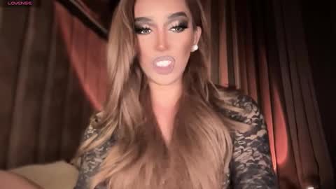 Snapshot of zarastoy chatting on 10.12.25 zarastoy online show from 10.12.25