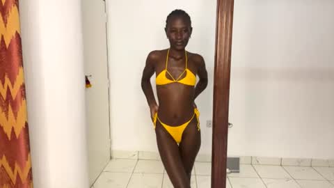 Snapshot of zaria_amara chatting on 07.23.26 zaria_amara online show from 07.23.26