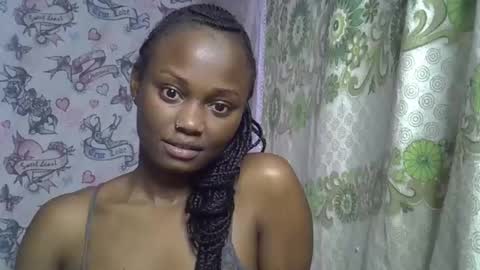 Snapshot of zarinamarlin chatting on 04.25.26 zarinamarlin online show from 04.25.26