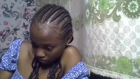 Snapshot of zarinamarlin chatting on 05.15.26 zarinamarlin online show from 05.15.26