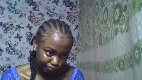 Snapshot of zarinamarlin chatting on 05.17.26 zarinamarlin online show from 05.17.26