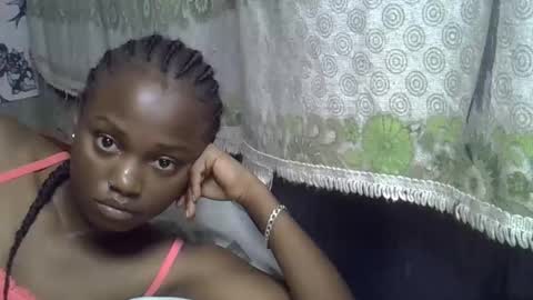 Snapshot of zarinamarlin chatting on 05.18.26 zarinamarlin online show from 05.18.26