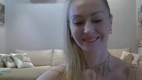 Zarina Swift online show from 03.31.26