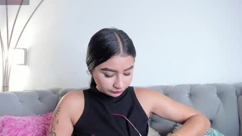 Snapshot of zayda_ chatting on 01.04.25 Zayda online show from 01.04.25