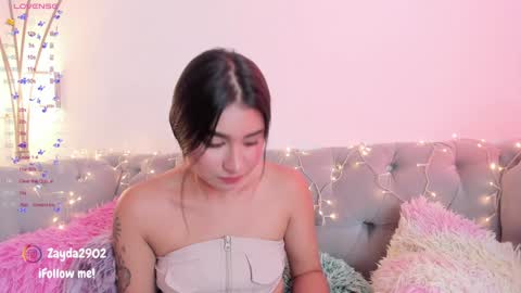 Snapshot of zayda_ chatting on 01.24.25 Zayda online show from 01.24.25