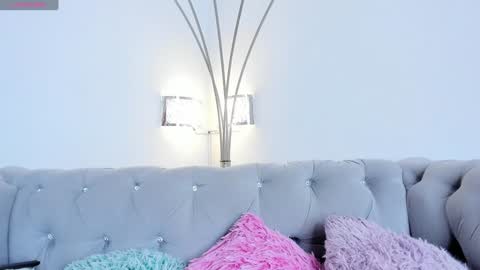 Snapshot of zayda_ chatting on 02.07.25 Zayda online show from 02.07.25