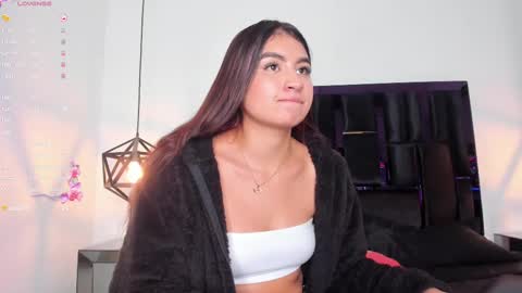 Snapshot of zayda_ chatting on 02.10.25 Zayda online show from 02.10.25