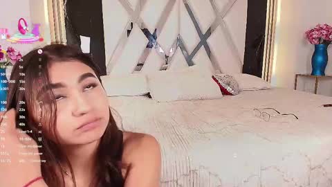 Snapshot of zayda_ chatting on 03.06.25 Zayda online show from 03.06.25