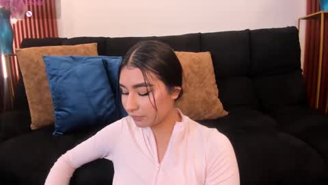 Snapshot of zayda_ chatting on 10.17.25 Zayda online show from 10.17.25