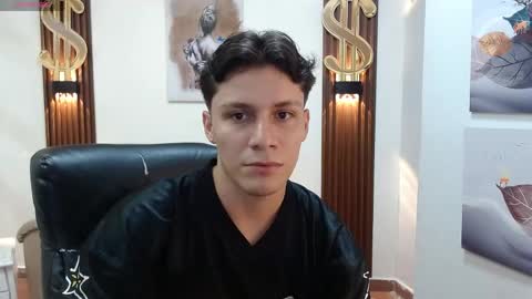 Snapshot of zayn_clausen chatting on 05.29.26 zayn_clausen online show from 05.29.26
