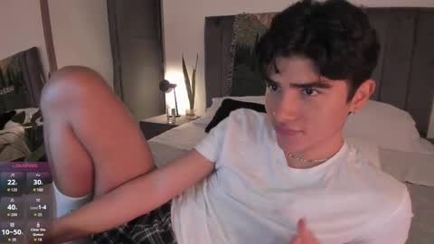 Hii im Zay.                 I save money for education. PVT Open. online show from 11.22.25