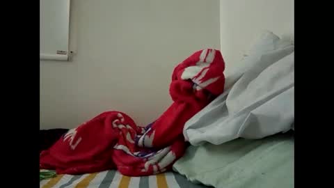 Snapshot of ze___________________ chatting on 02.17.26 ze online show from 02.17.26