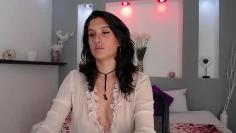 Karolyne online show from 02.20.25