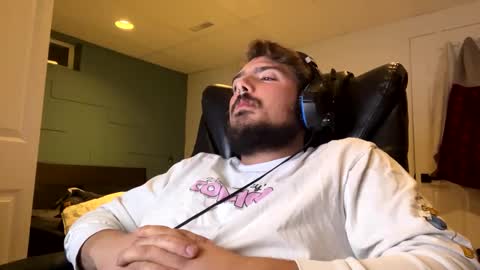 Snapshot of zebsterama chatting on 09.16.25 zebsterama online show from 09.16.25