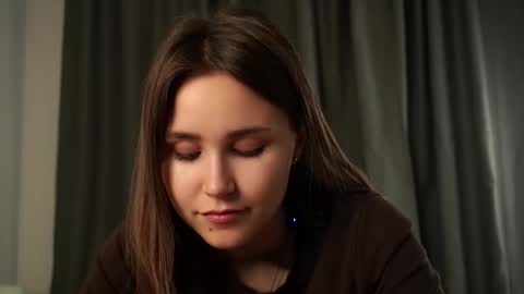 Emilia online show from 09.26.25