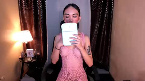 Snapshot of zella_maurice chatting on 06.12.26 zella_maurice online show from 06.12.26