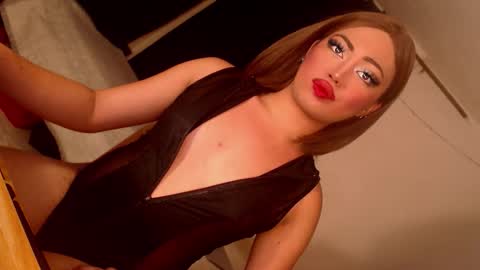 Snapshot of zemi_max chatting on 04.27.26 zemi_max online show from 04.27.26