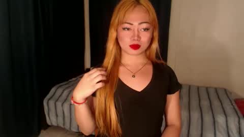 Snapshot of zemi_max chatting on 05.18.26 zemi_max online show from 05.18.26