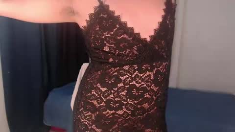 Snapshot of zemi_max chatting on 06.14.26 zemi_max online show from 06.14.26
