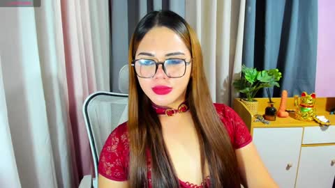 Snapshot of zendaya_amore chatting on 01.03.25 Zendaya online show from 01.03.25