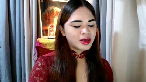 Snapshot of zendaya_amore chatting on 02.09.25 Zendaya online show from 02.09.25