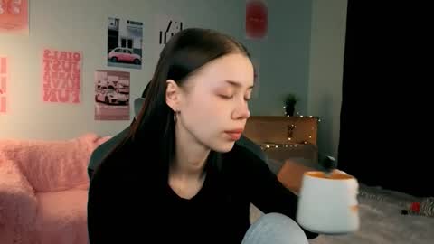 Lara online show from 02.26.26