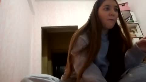 zeniabrossoit online show from 04.17.26