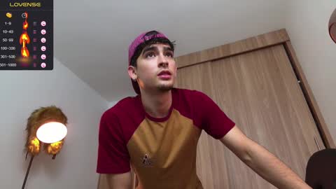 Snapshot of zenn_rush chatting on 01.05.25 Zenn online show from 01.05.25