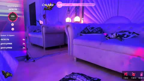    online show from 03.09.25