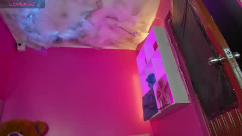 ZEPHYRA ANGELS online show from 10.26.25