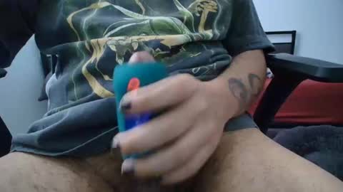 zerotwo5 online show from 02.16.26