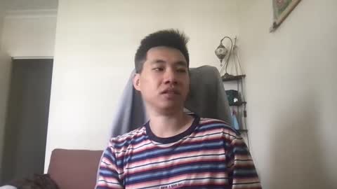 Snapshot of zeroventure chatting on 02.21.25 zeroventure online show from 02.21.25